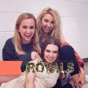 Meet your Posher, Elena